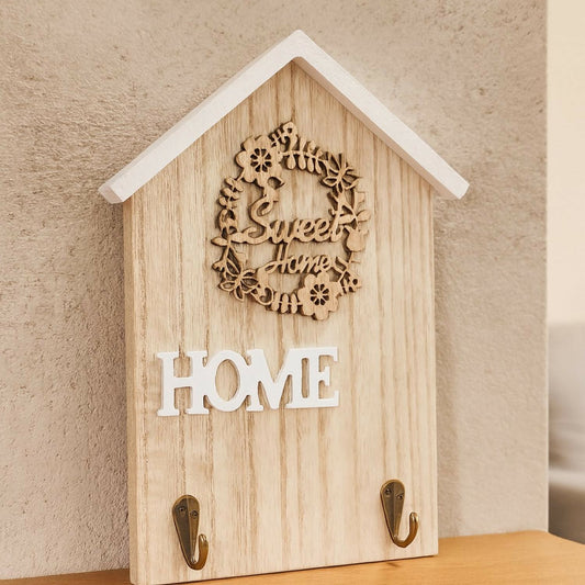 Rustic Wooden Wall Key Holder with “Sweet Home” Floral Engraving – Decorative House-Shaped Key Organizer with 2 Metal Hooks for Entryway, Living Room & Home Décor