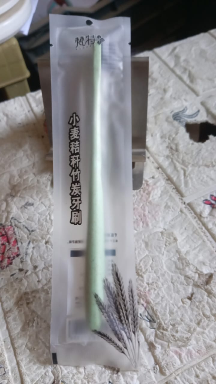 गेहूं के भूसे का टूथब्रश महिला पुरुष सॉफ्ट-ब्रिस्टल टूथब्रश ओरल केयर टूथ ब्रश मैनुअल टूथब्रश गहरी सफाई के लिए, डेंटल केयर (1 पीस)