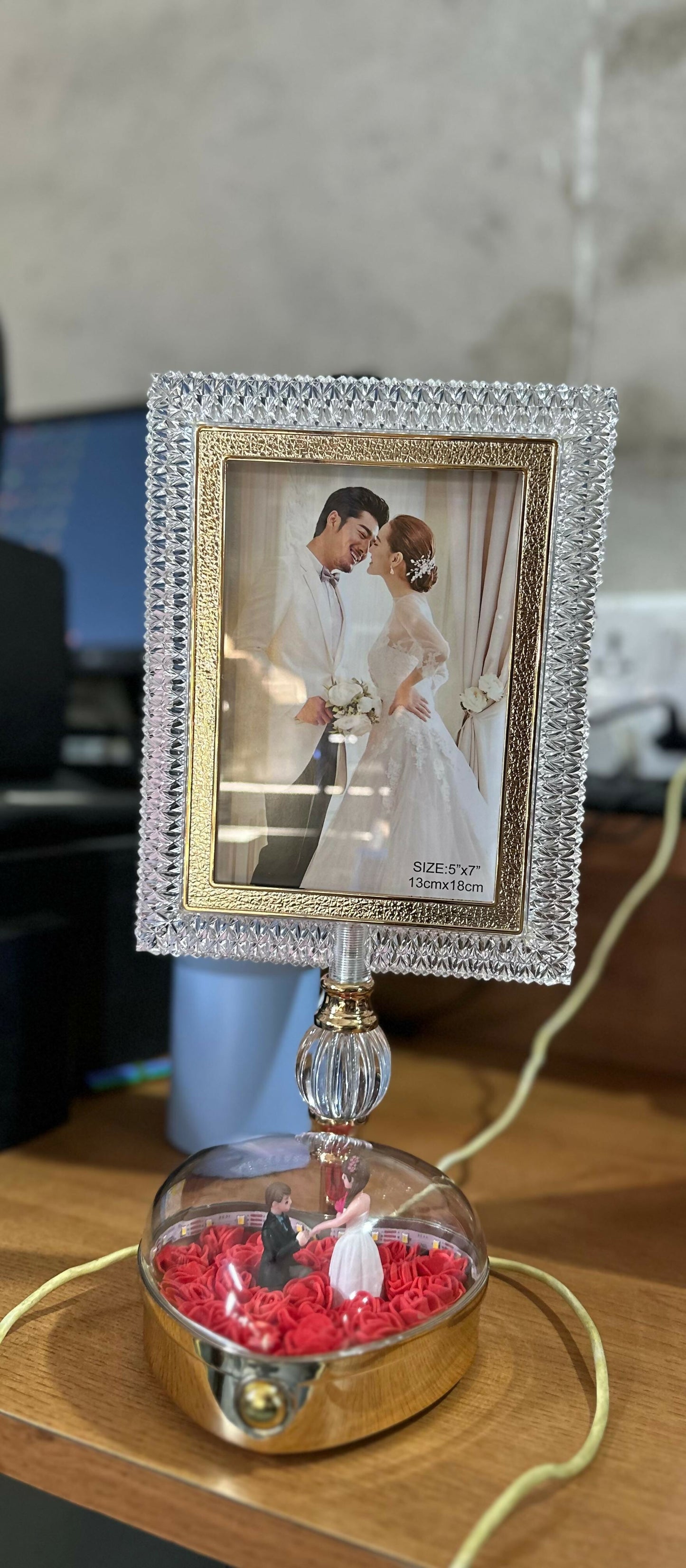 LED Crystal Photo Frame Lamp with Couple Figurine Base Decor