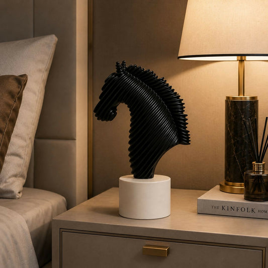 Resin modern horse head sculpture with ribbed design for home decor