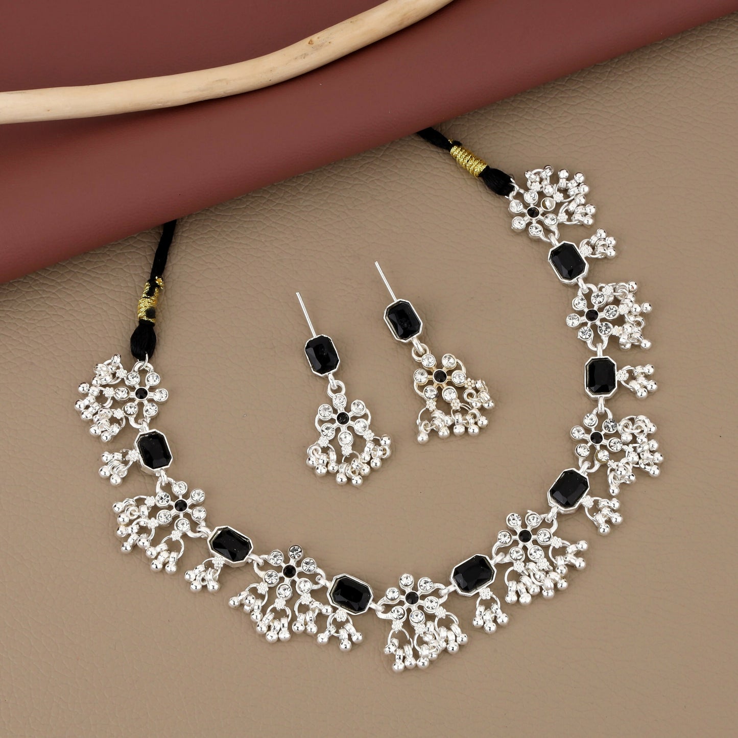 Striking Oxidized Silver-Toned Choker Set with Black Stones