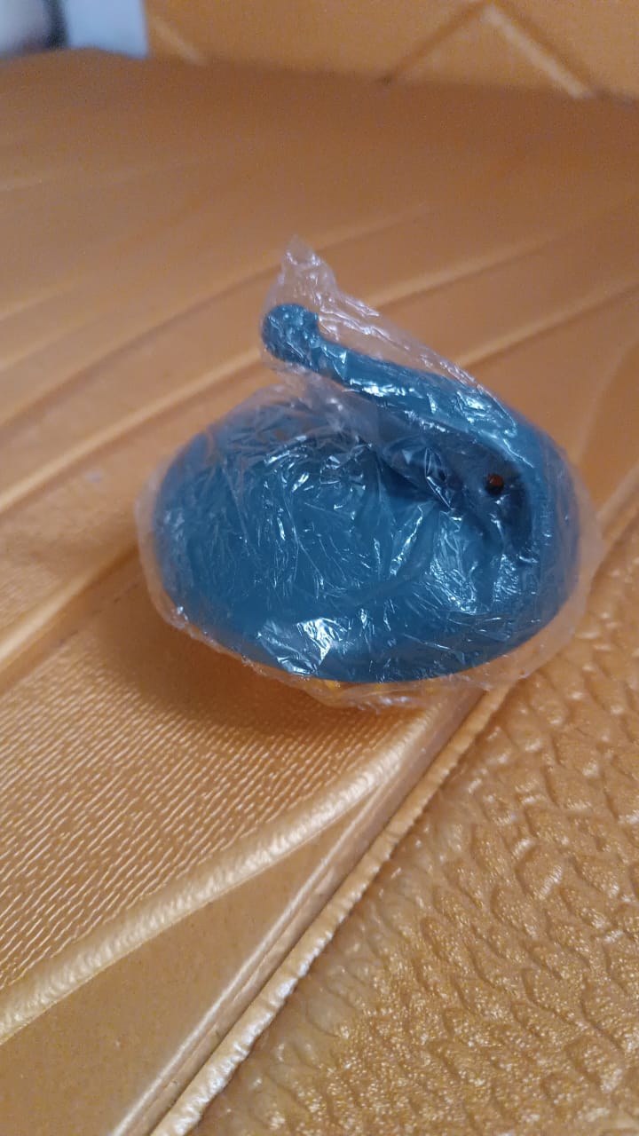 Duck Shape Hair scalp massager / Comb (1 Pc), Hair accessories