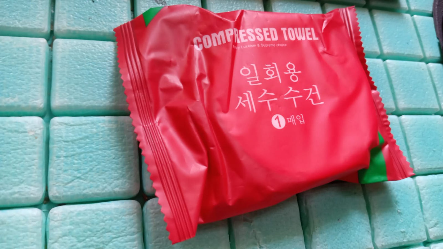 संपीड़ित तौलिए पोर्टेबल डिस्पोजेबल संपीड़ित कपास सिक्का ऊतक तौलिया यात्रा, कैम्पिंग, लंबी पैदल यात्रा, खेल, ब्यूटी सैलून, होम हैंड वाइप्स के लिए (28x40 इंच)