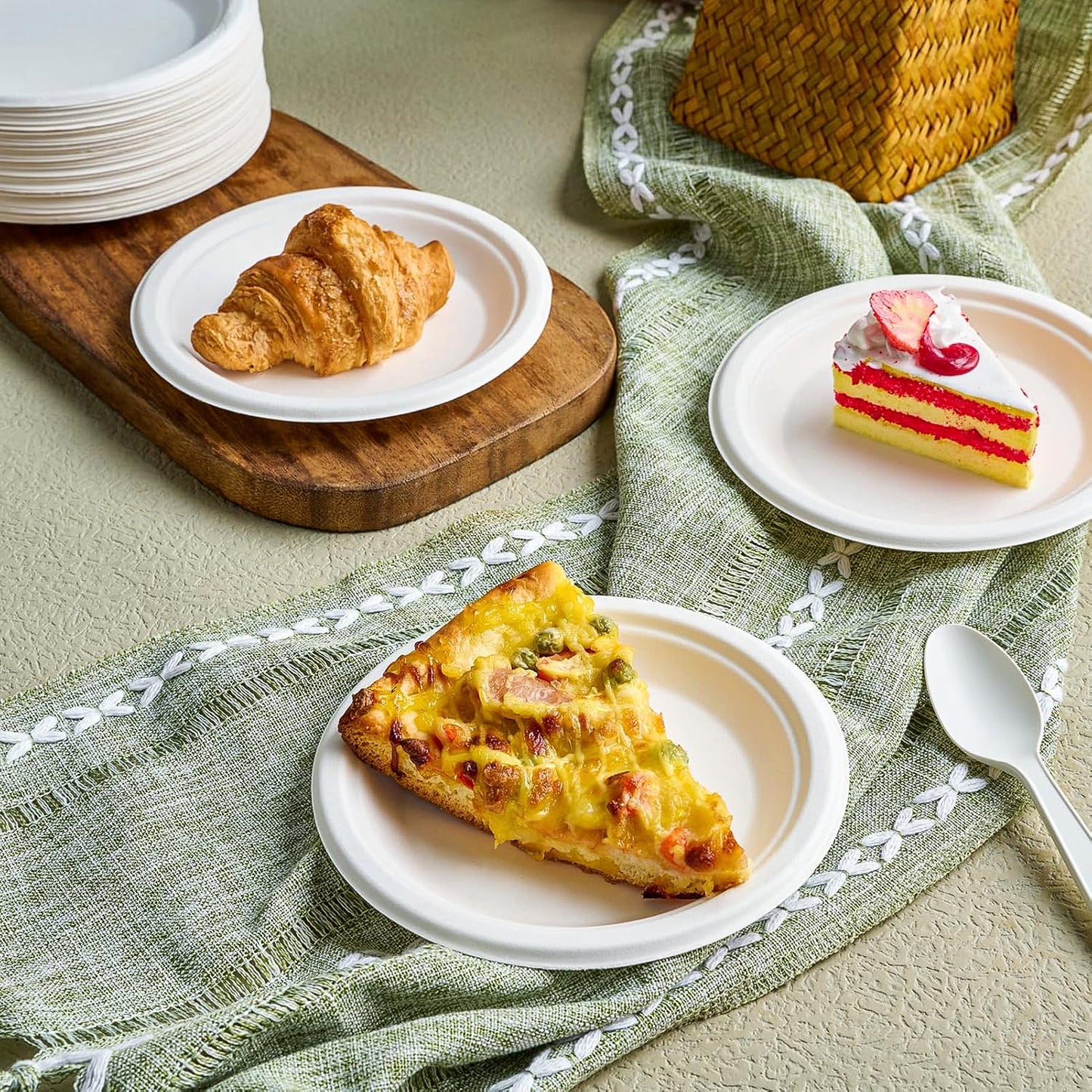 Freshee 6 Inch Round Compostable Bagasse Plate (10 Pcs Pack)