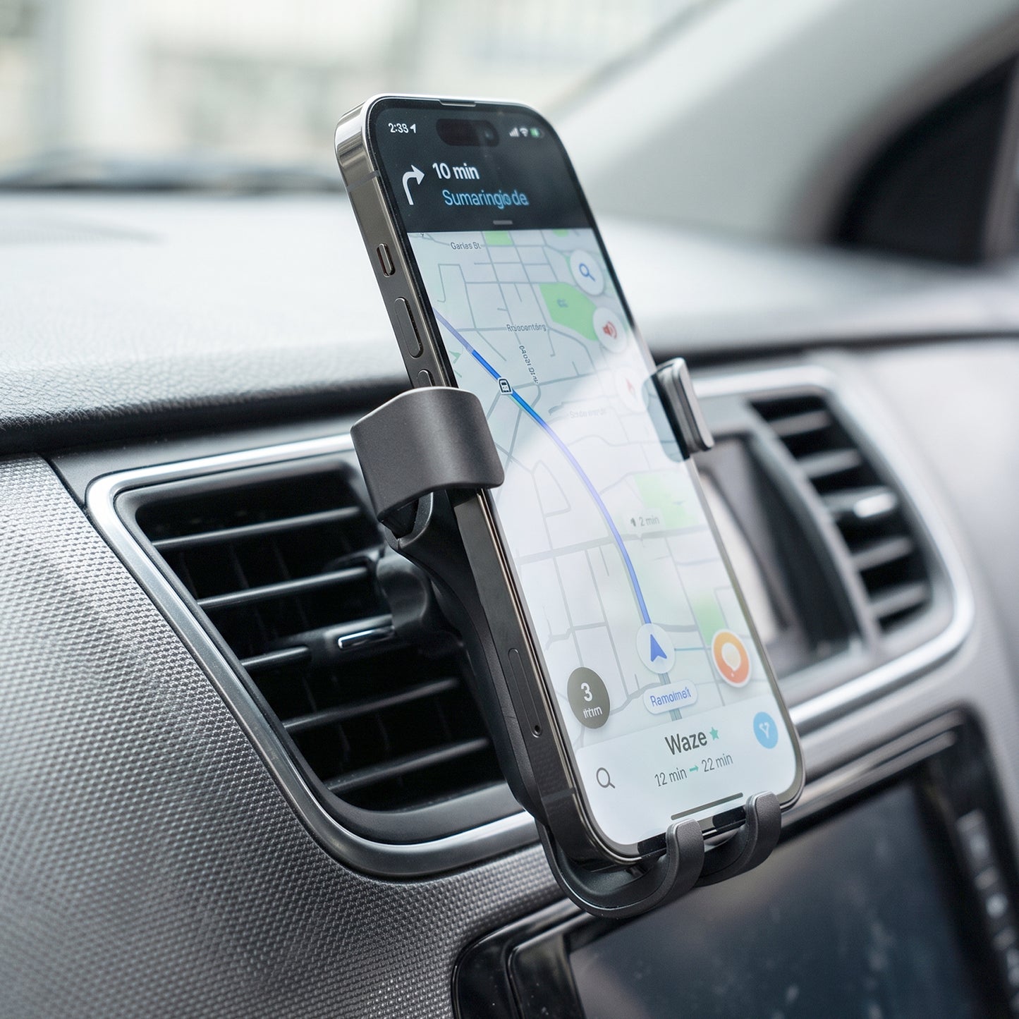 Vent clip on the back of the car phone mount