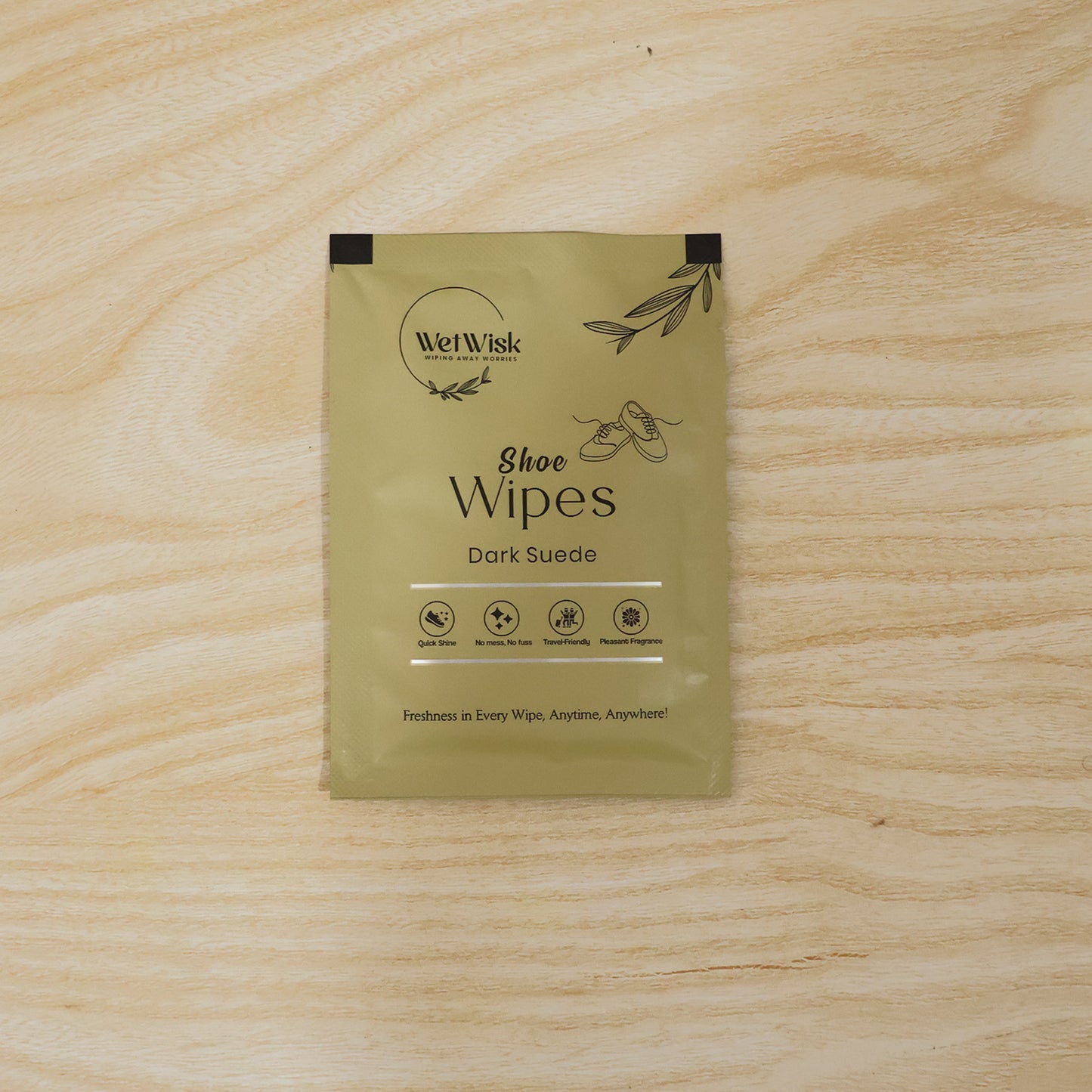 Shoe wipe travel daily use