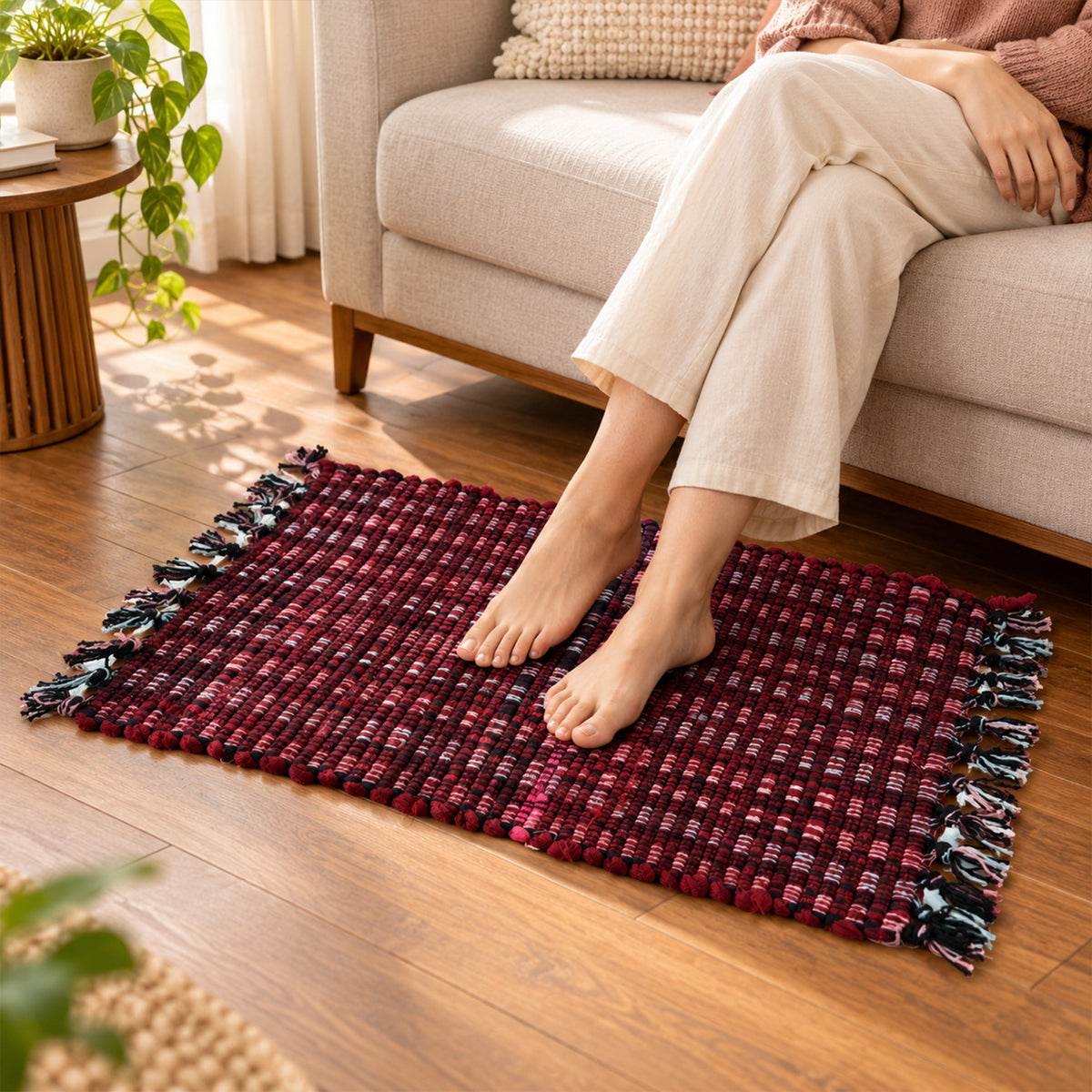 Soft Woven Decorative Floor Mat with Tassel Edges for Home (1 Pc, 59x37 Cm)