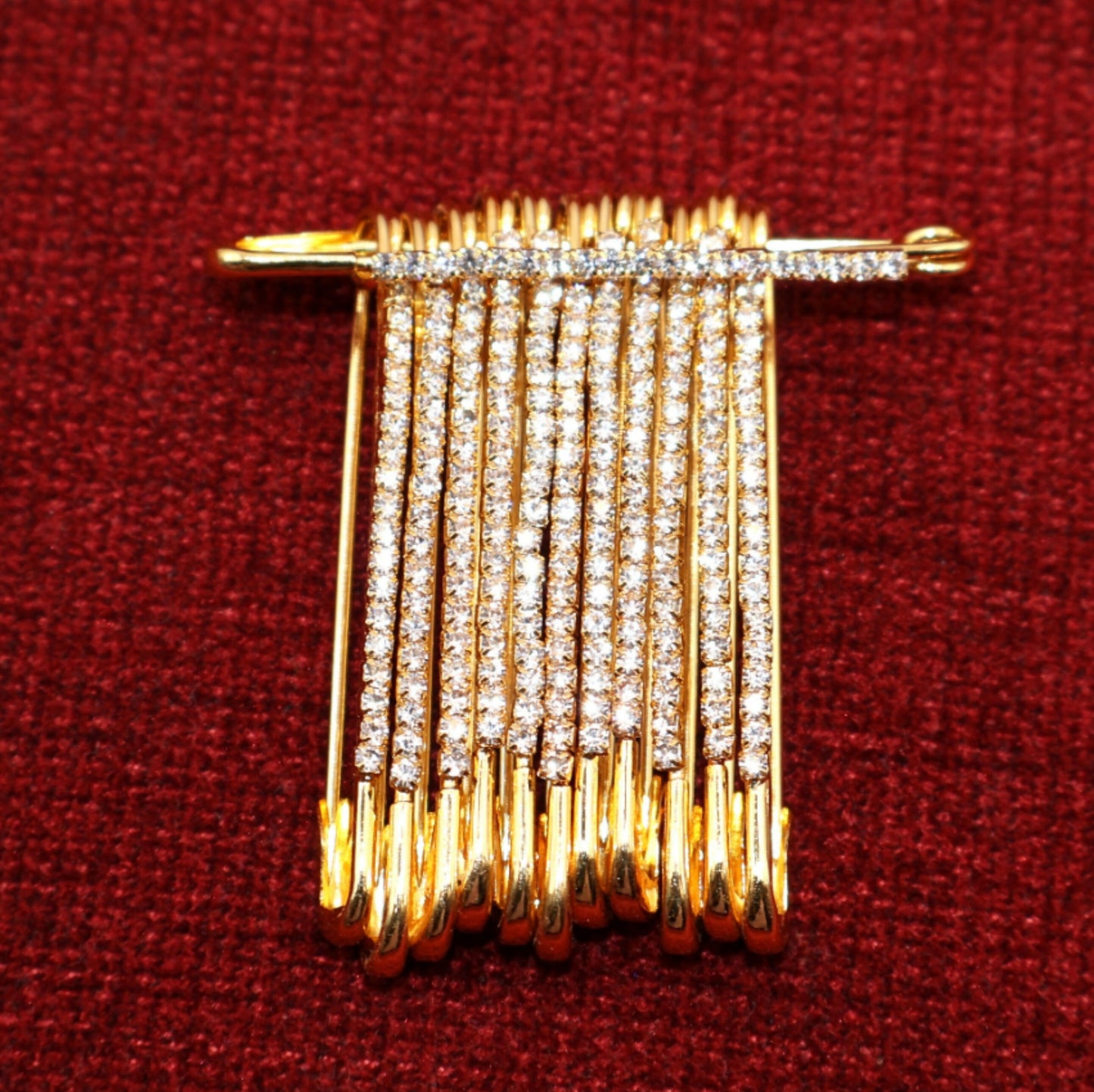 Gold Crystal Dangle Saree Pin Brooch - Chic Rhinestone Cascade Pin