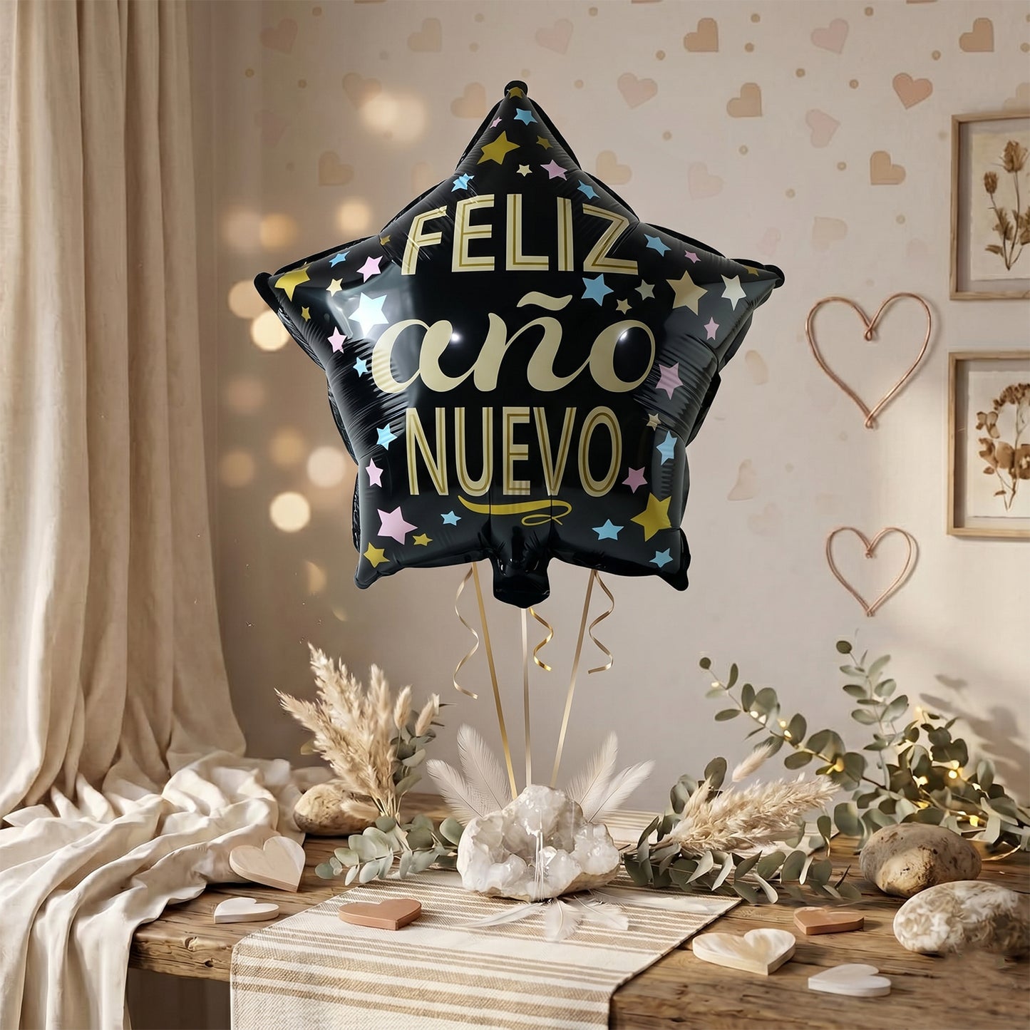 Black Star Feliz Ano Nuevo foil balloon close-up