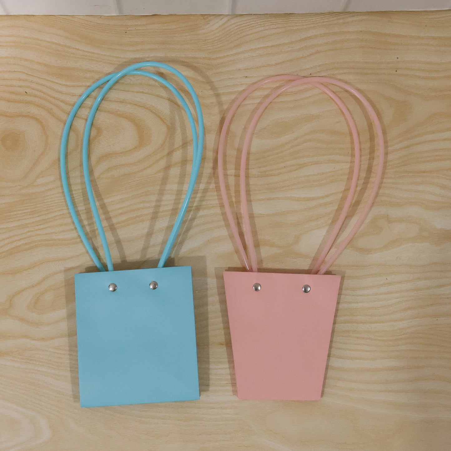 Flower packaging gifting use
