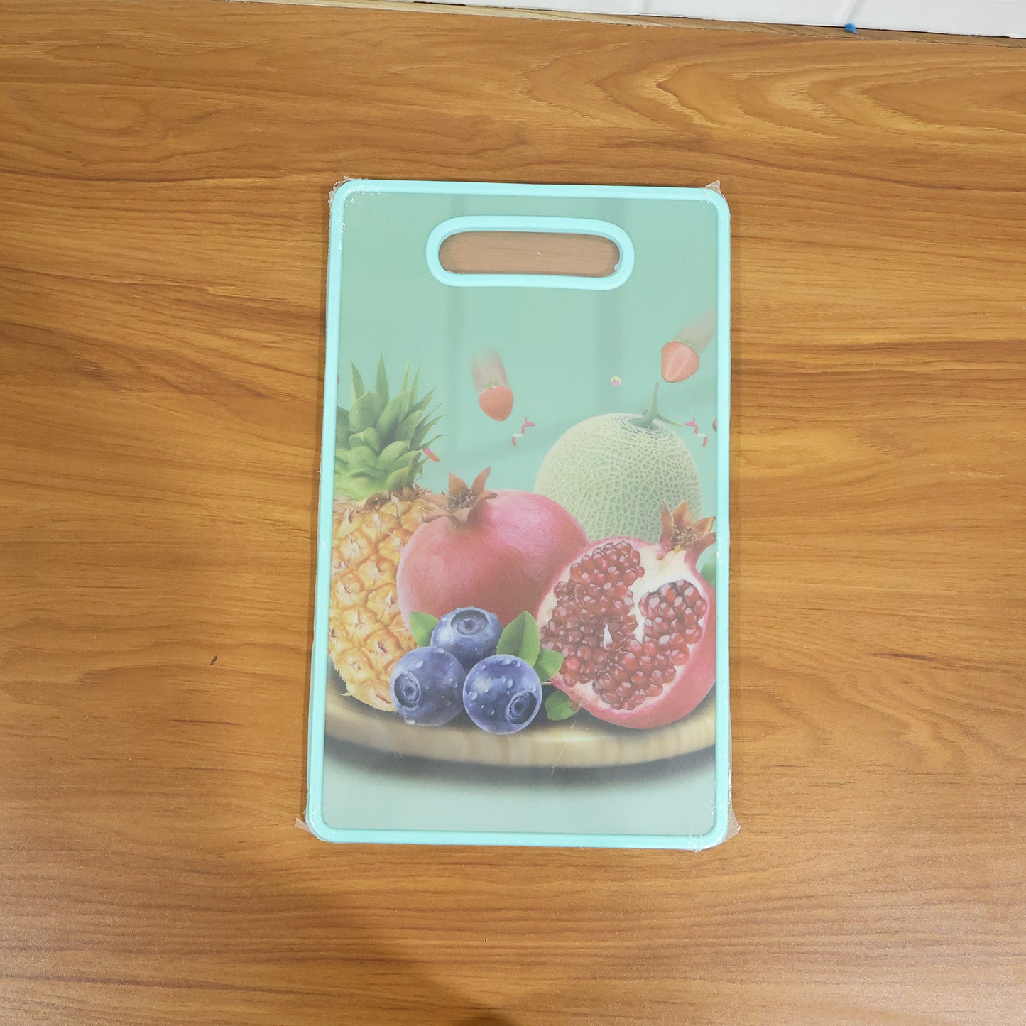 Multipurpose Anti-Slip Cutting Board 36x23 cm with Handle