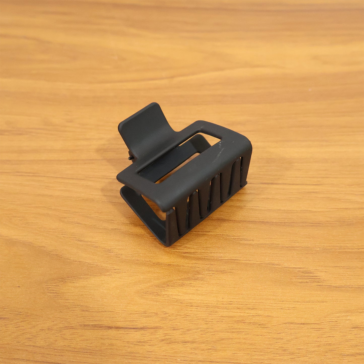 Premium Matte Finish Strong Hold Hair Claw Clip (1 Pc)