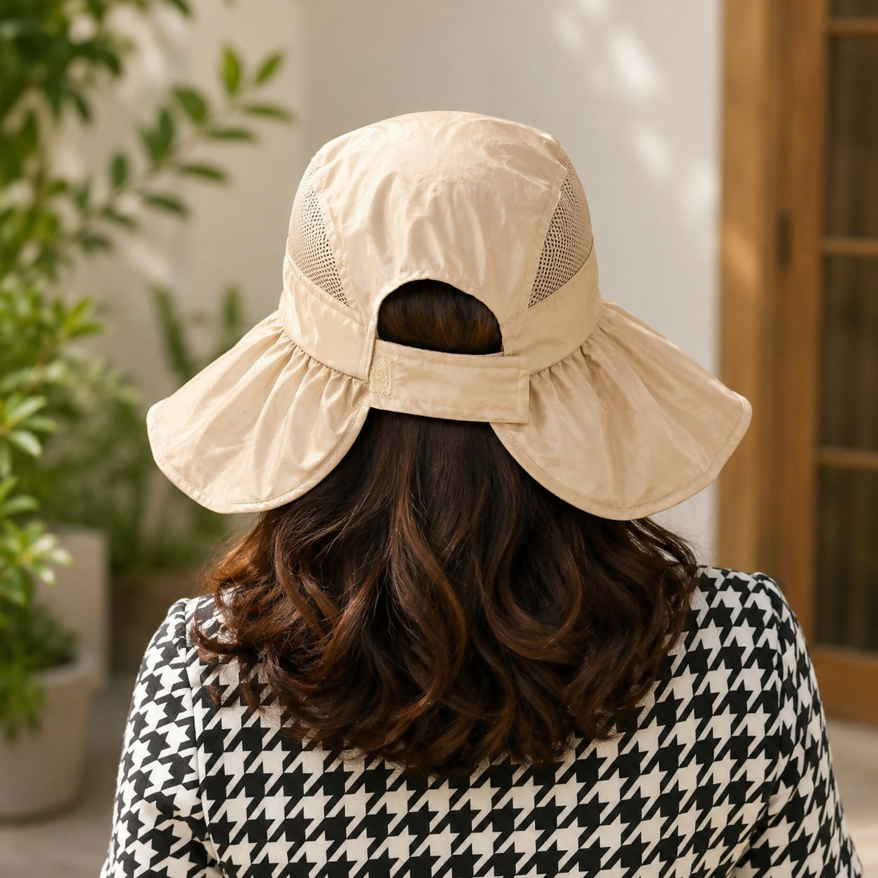 Women’s Foldable Wide Brim Sun Visor Hat for Summer Outdoors