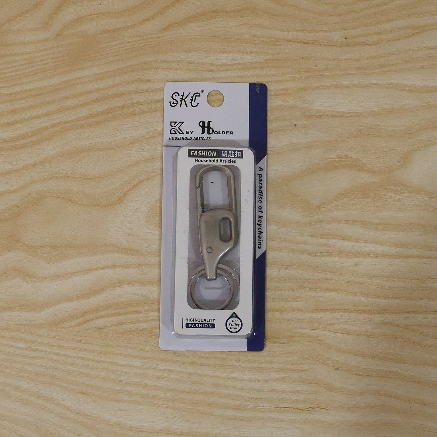 Metal Key Holder – Heavy Duty Carabiner Style Keychain for Secure Keys