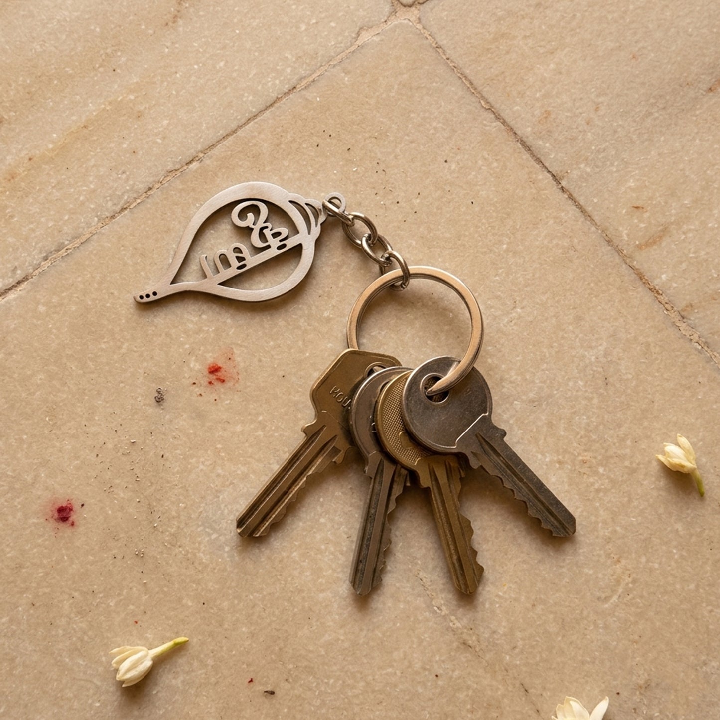 shankh design krishna keychain
