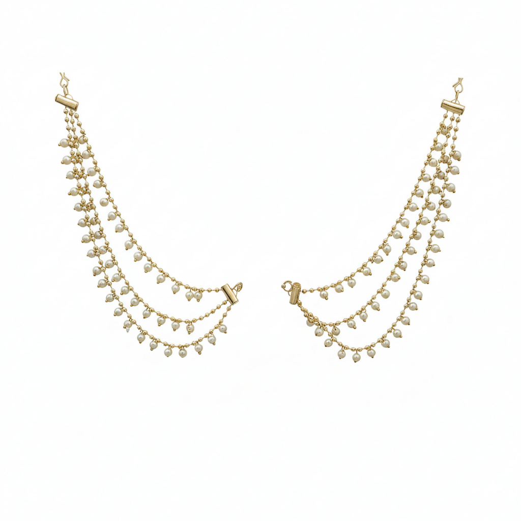 White pearl Kaan Chain displayed on a white background