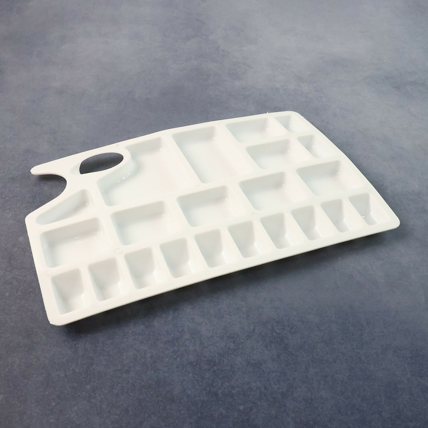 Khyati Colour Mixing Plate – Rectangle Medium Artist Palette with Multiple Compartments
