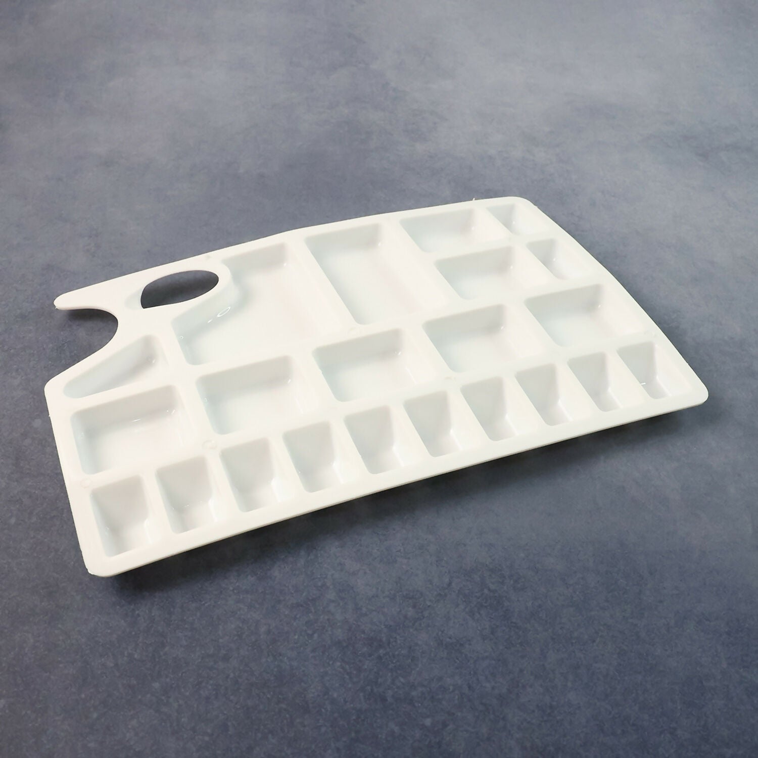 Khyati Colour Mixing Plate – Rectangle Medium Artist Palette with Multiple Compartments