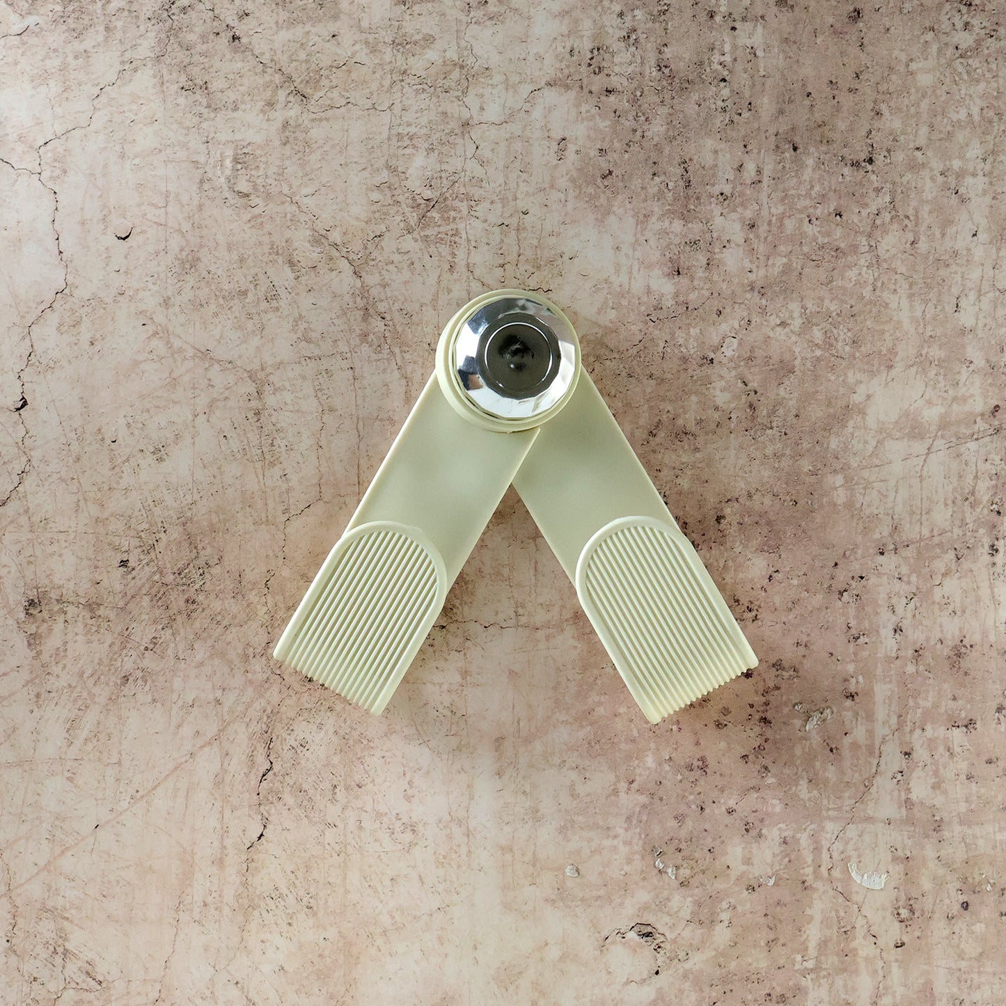 kitchen lid organizer clip