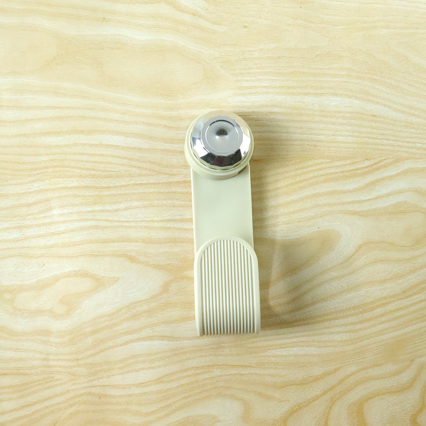 pot lid storage clip