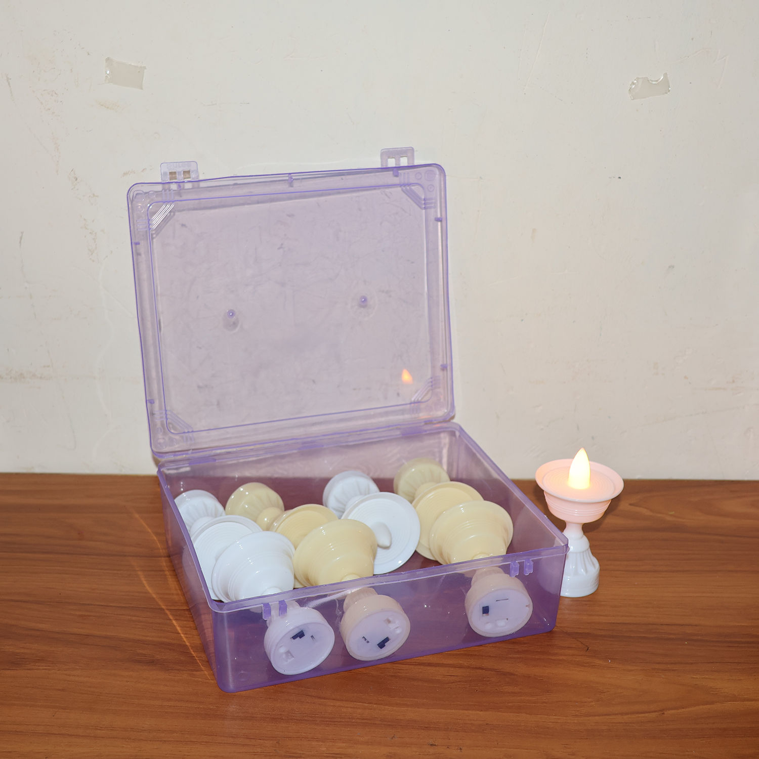 Set of 8 White Water Sensor LED Diyas