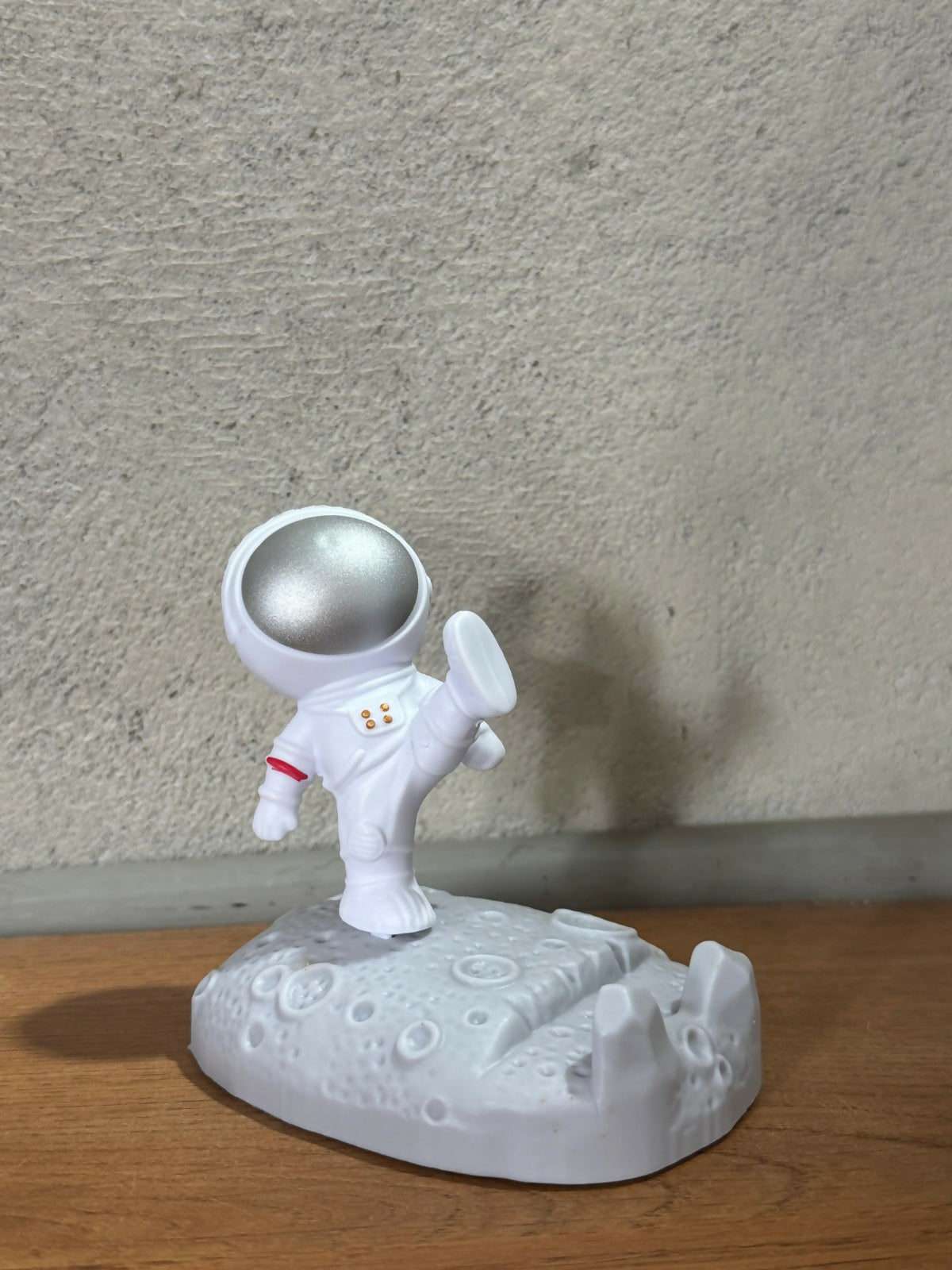 Astronaut Mobile Phone Holder Stand for Desk | Cute Space Theme Decor Gift