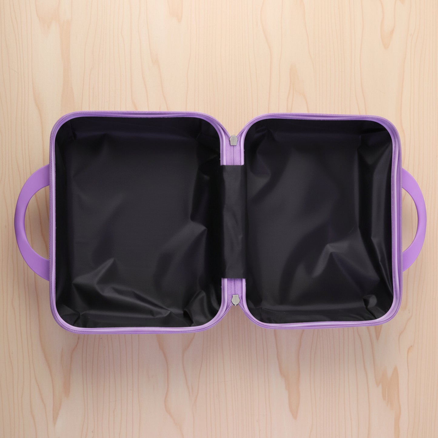 Kids Bear-Shaped Carry Case compact and portable design