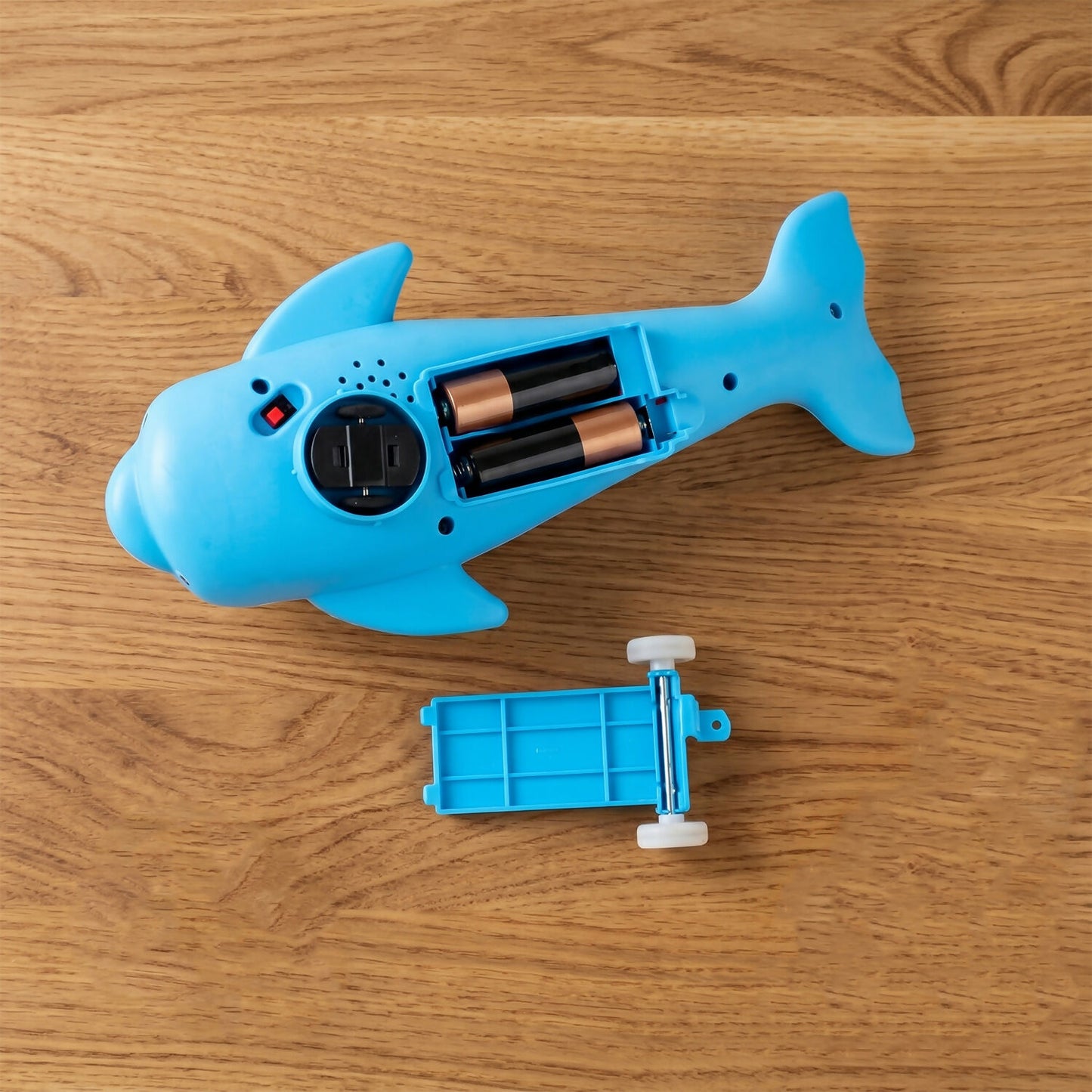 Colorful Musical Light-Up Dolphin Toy with Rotating Gears and Pull String for Kids