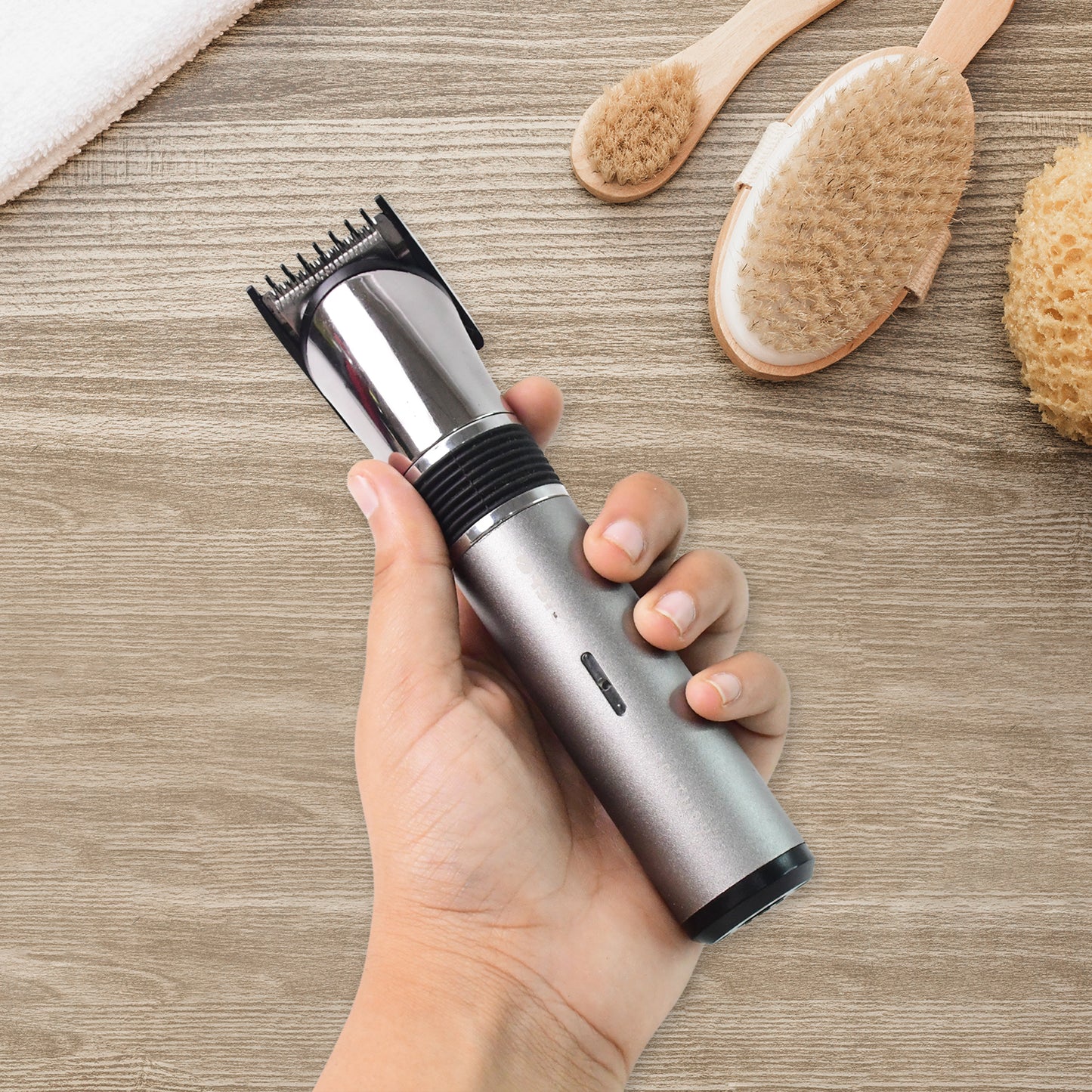 Orbit Rechargeable Hair Trimmer for Men (1 Pc)