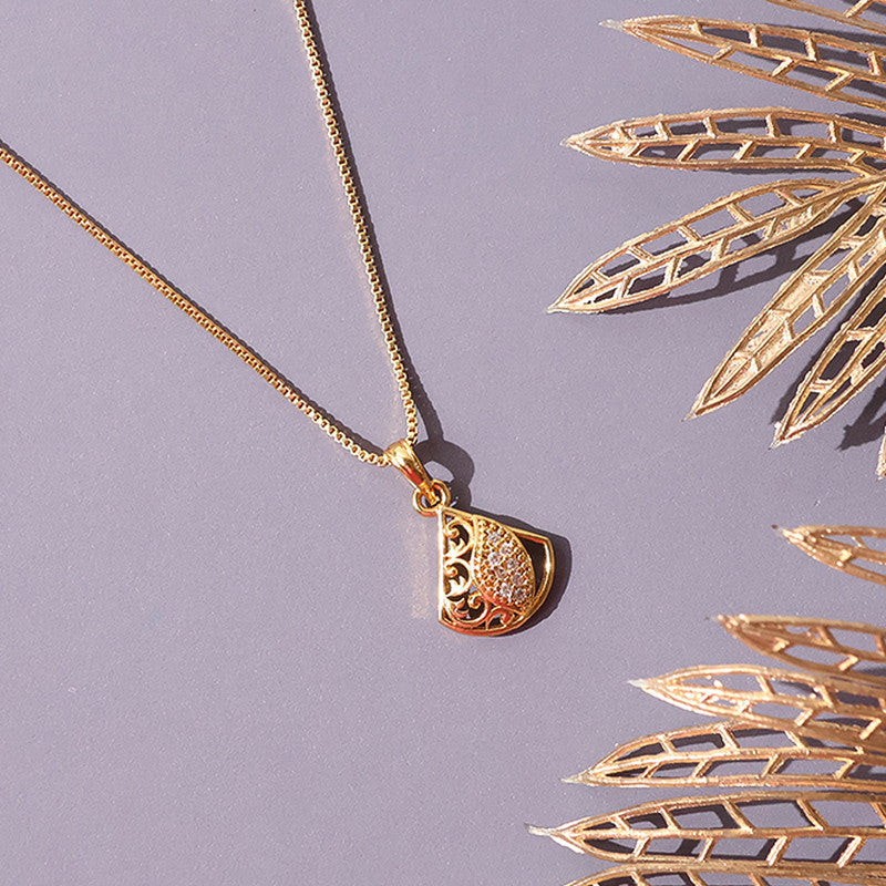 Elegant gold plated designer pendant necklace with leaf-shaped stone accent
