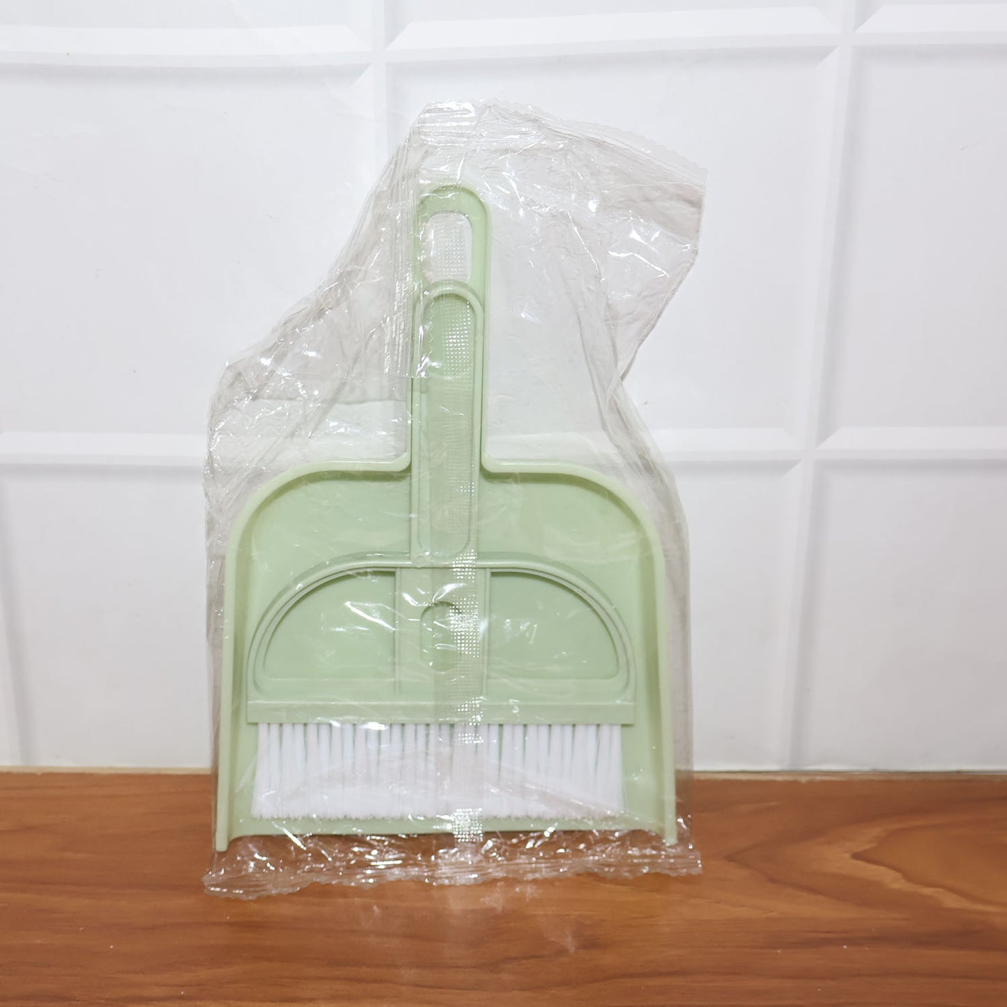2-in-1 Handheld Cleaning Dustpan