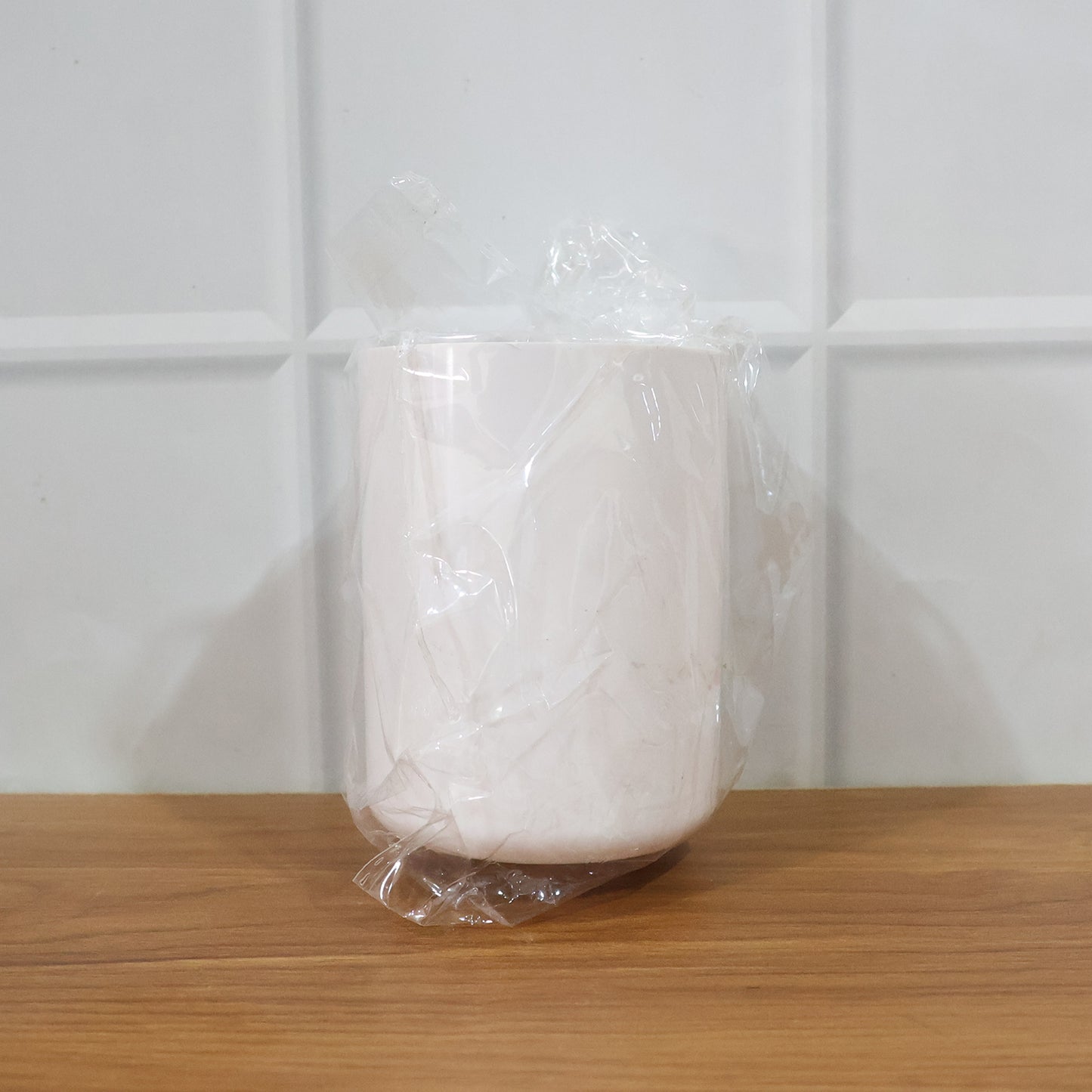 Plastic Glass Shape Soap Box with Drainage (1 Pc)