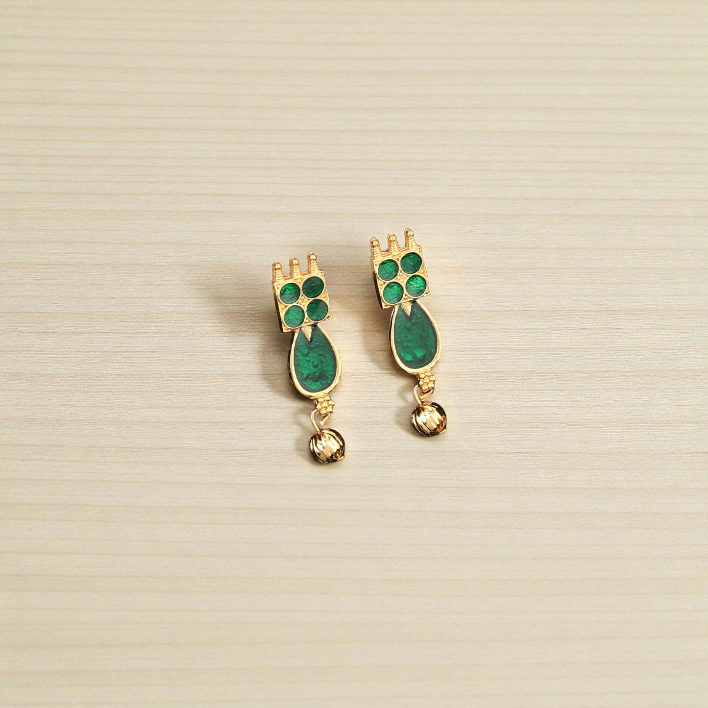 Temple Jewellery Lakshmi Coin Choker with Ruby & Green Square Stones