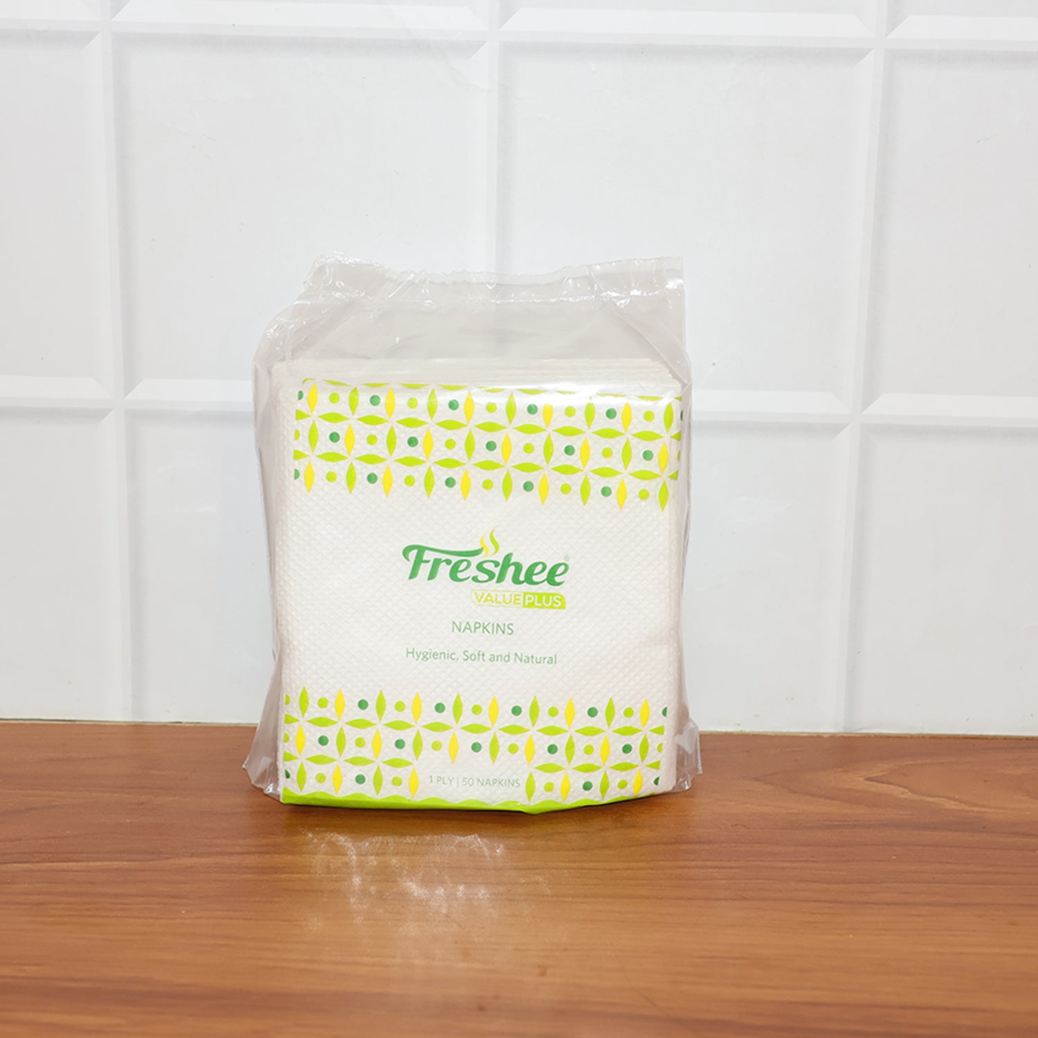 Freshee Premium Ultra-Soft Disposable Paper Napkins — 50 Pc (23 x 25 cm)