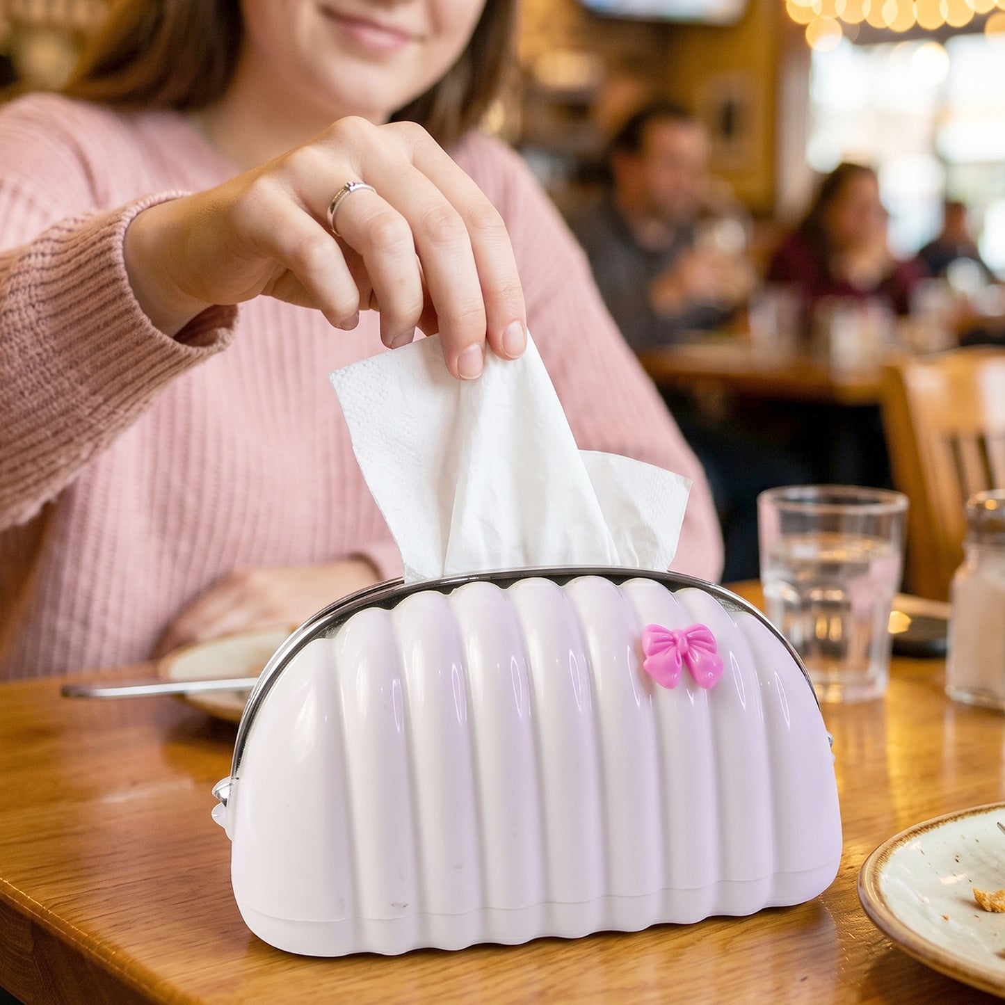Creative purse shape tissue holder with bow accent