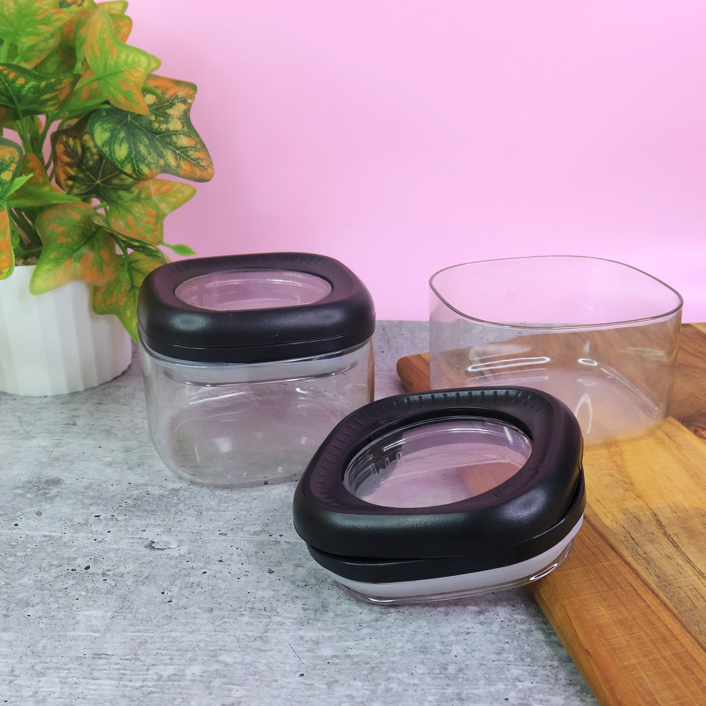 Supermom Plastic Twist & Lock Storage Container Set (500ML / 2 Pc )