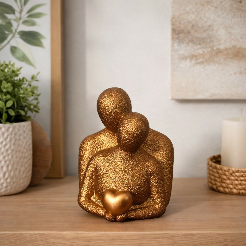 Couple Holding Heart Decorative Showpiece Romantic Home Table Décor