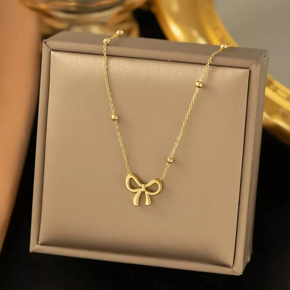 Elegant Gold Bow Pendant Necklace for Women – Minimalist Daily Wear Jewelry