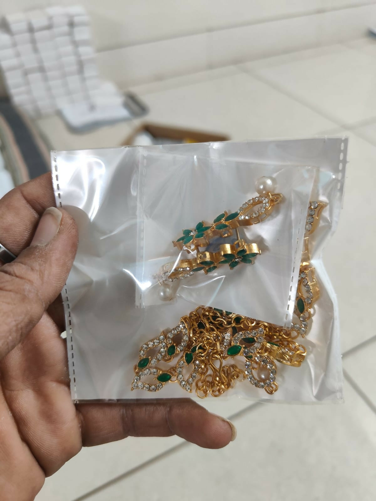 Emerald Green & Crystal Leaf Motif Necklace Set with Pearl Drop