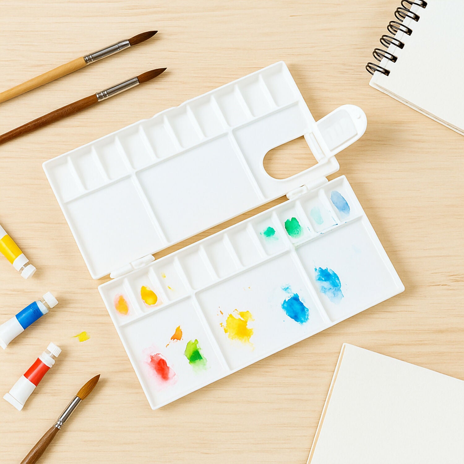 Khyati Colour Mixing Plate – Rectangle Box Small Folding Paint Palette with Lid