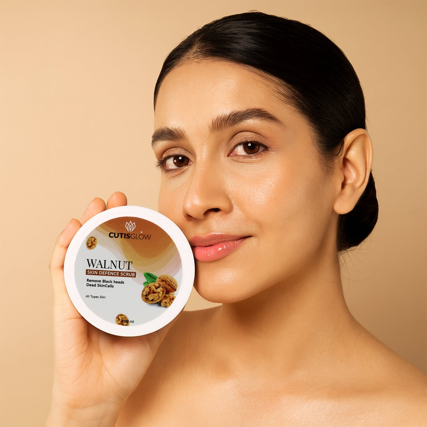 Eyelet Walnut Skin Defence Scrub – Exfoliating Face & Body Scrub for Blackhead Removal, Dead Skin Cell Cleansing & Smooth Radiant Skin (200ml)