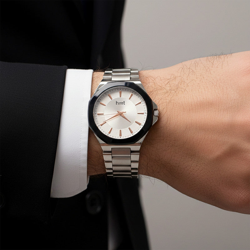 Classic Analog Wrist Watch with Stainless Steel Strap & Minimalist Dial Design