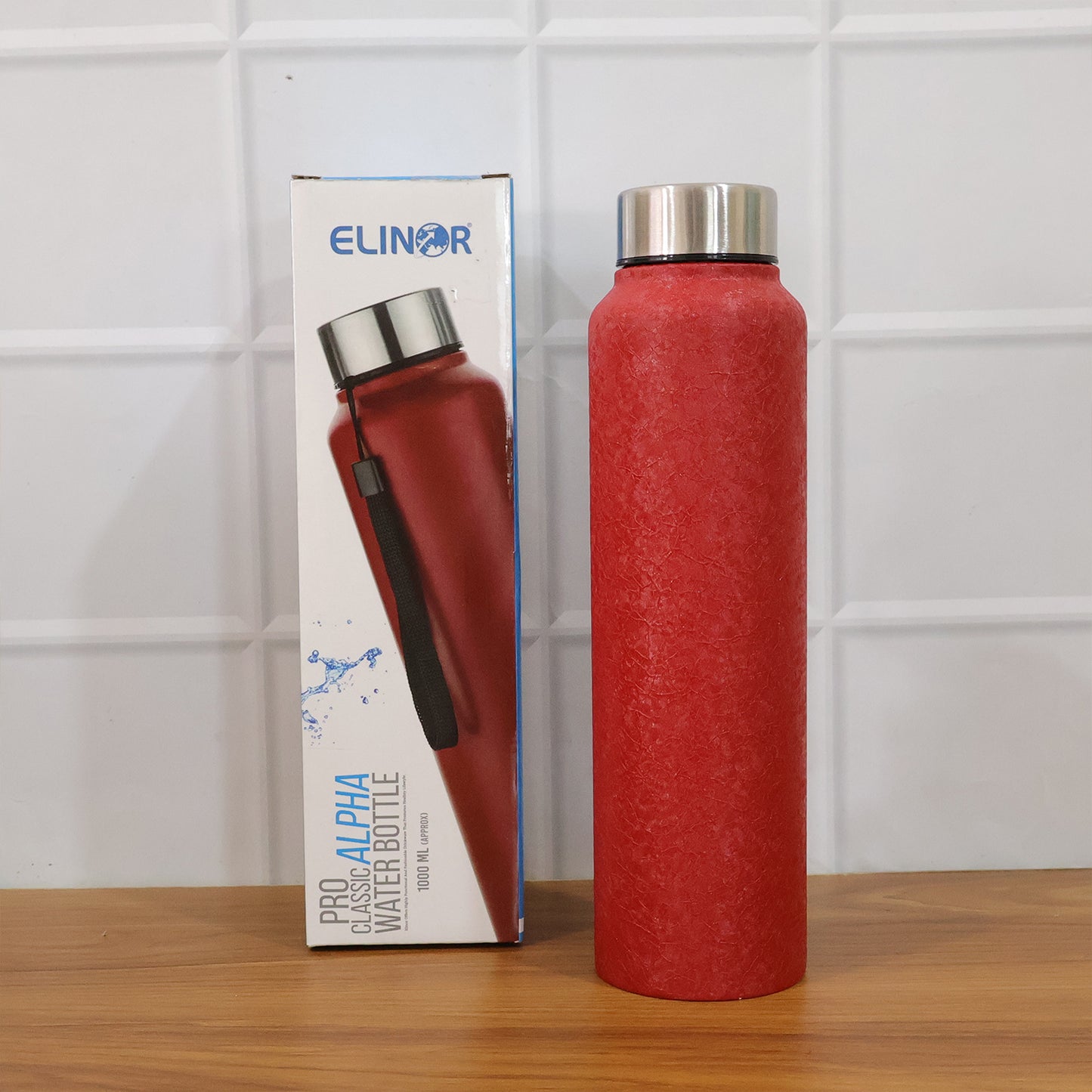 Red Alpha Pro 1000 ML water bottle in use