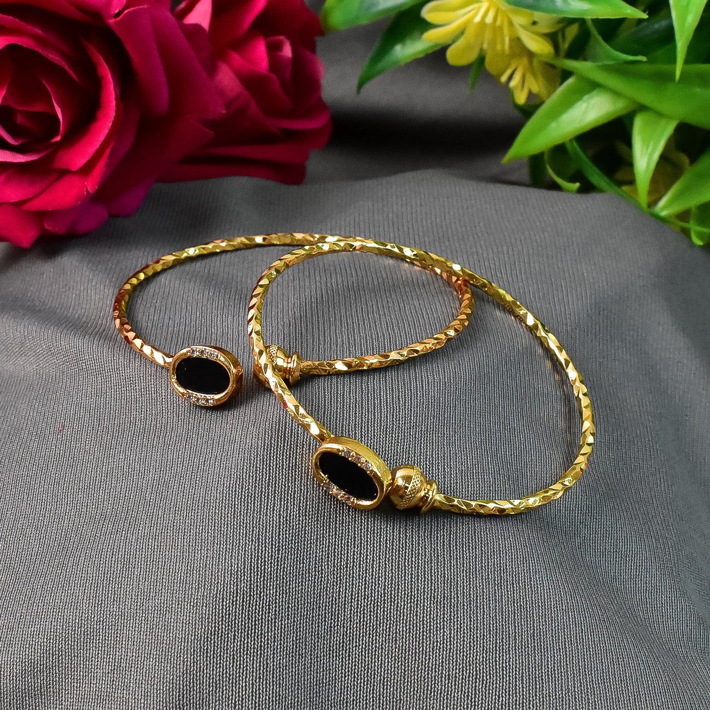 Timeless Golden Bangles (1 Pair)