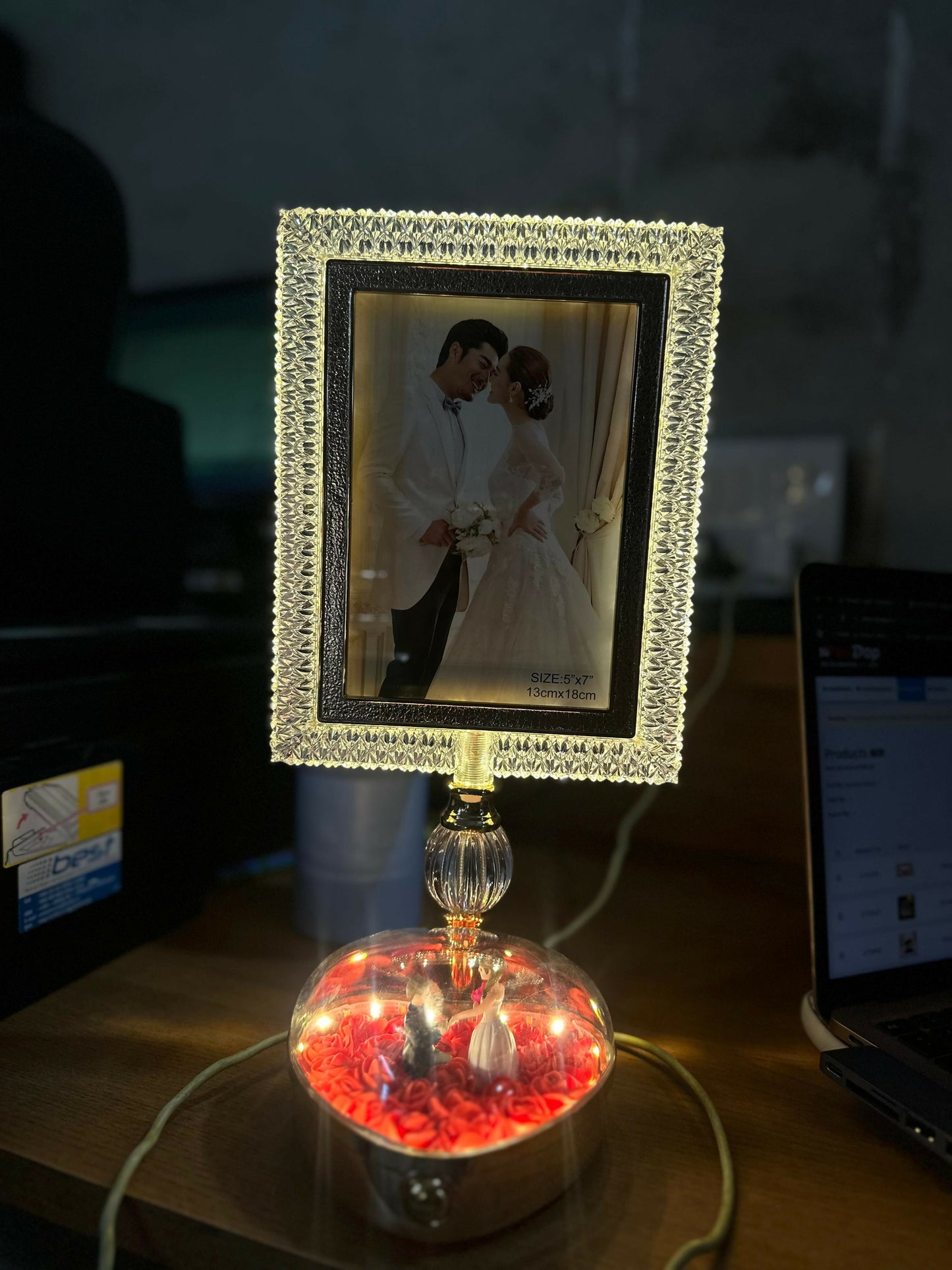 LED Crystal Photo Frame Lamp with Couple Figurine Base Decor