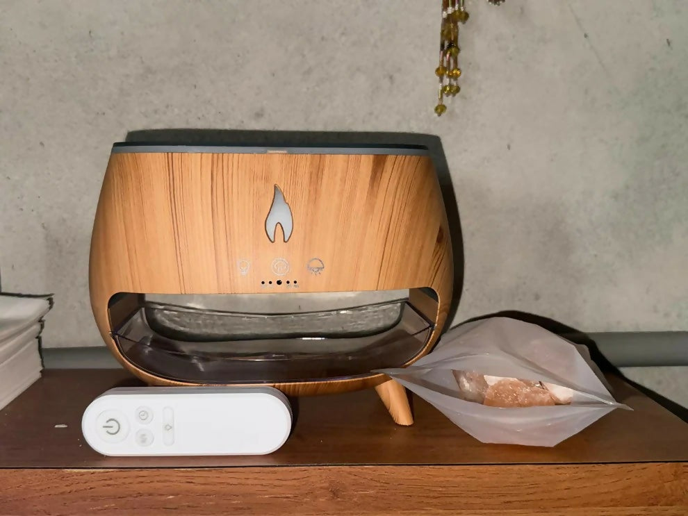 Flame Effect Aroma Diffuser with LED Light & Remote Control