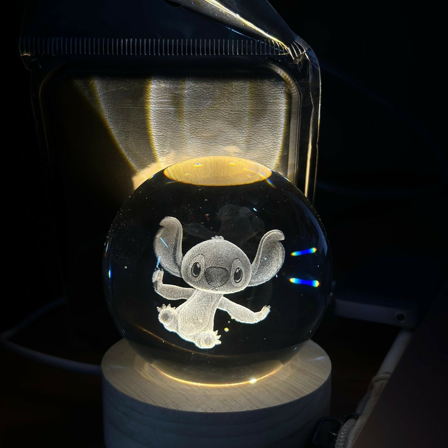 3D Crystal Cartoon Character Night Lamp with Wooden Base, USB Powered