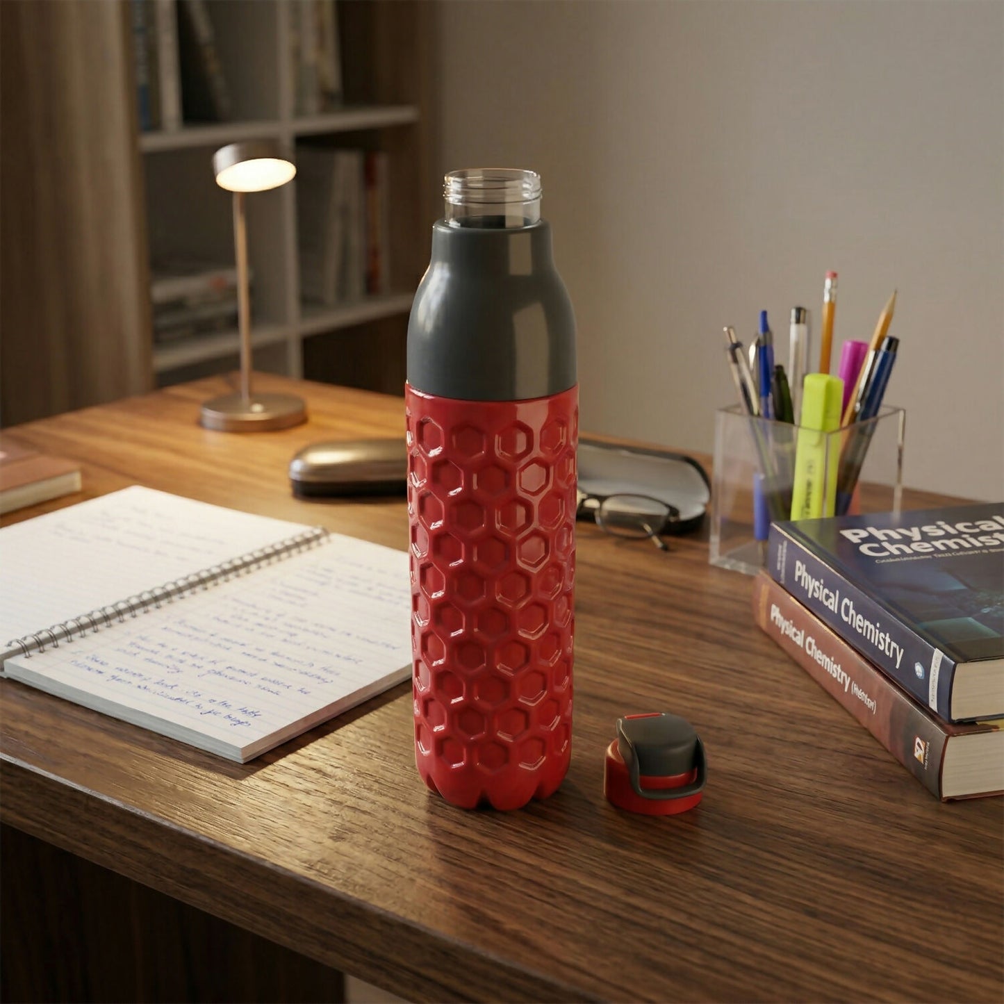 Close-up of honeycomb anti-slip grip on NG insulated water bottle