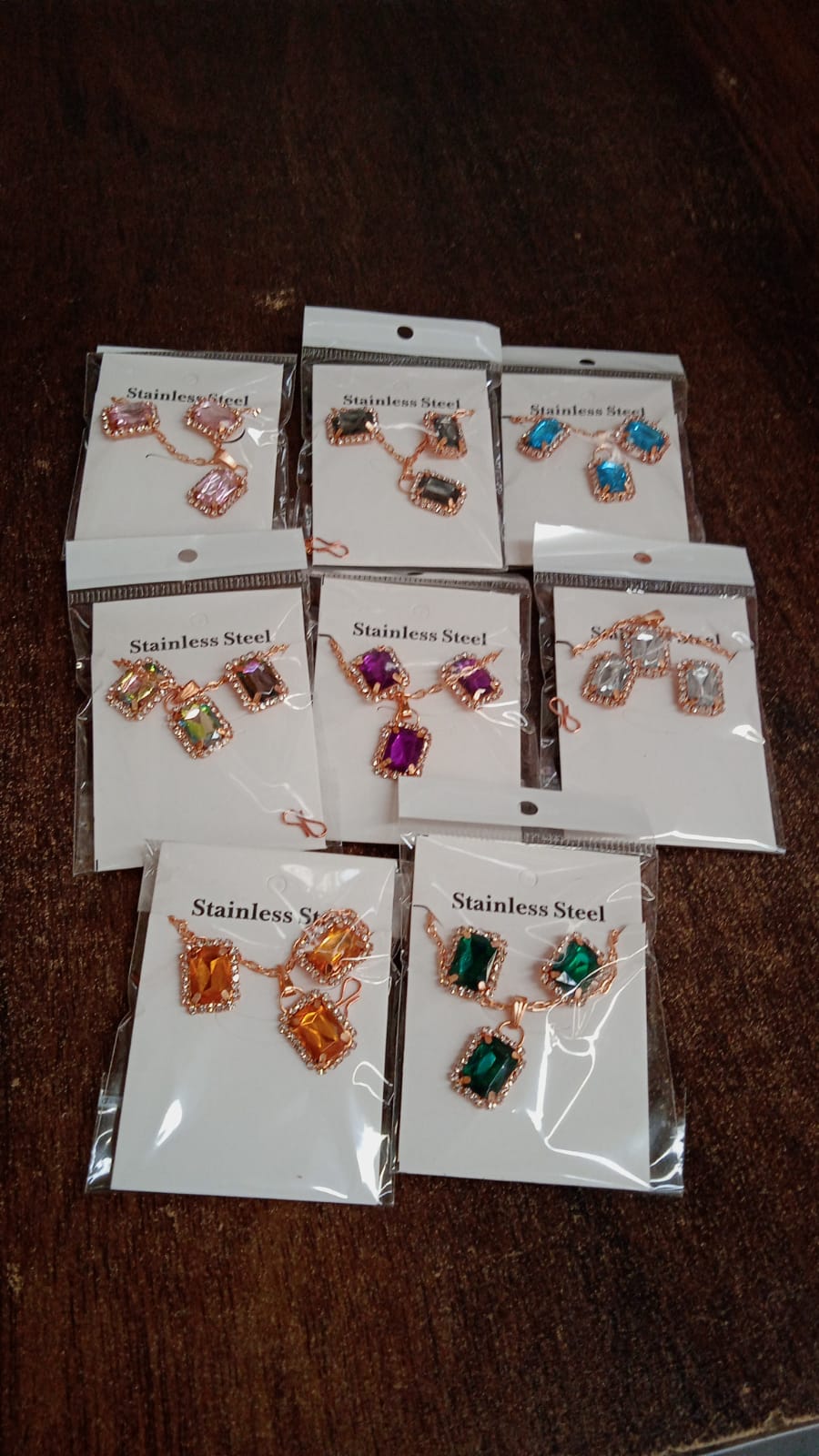 Stone Pendant Necklace Chain Set with Earrings (1 Set / Mix Color & Design)