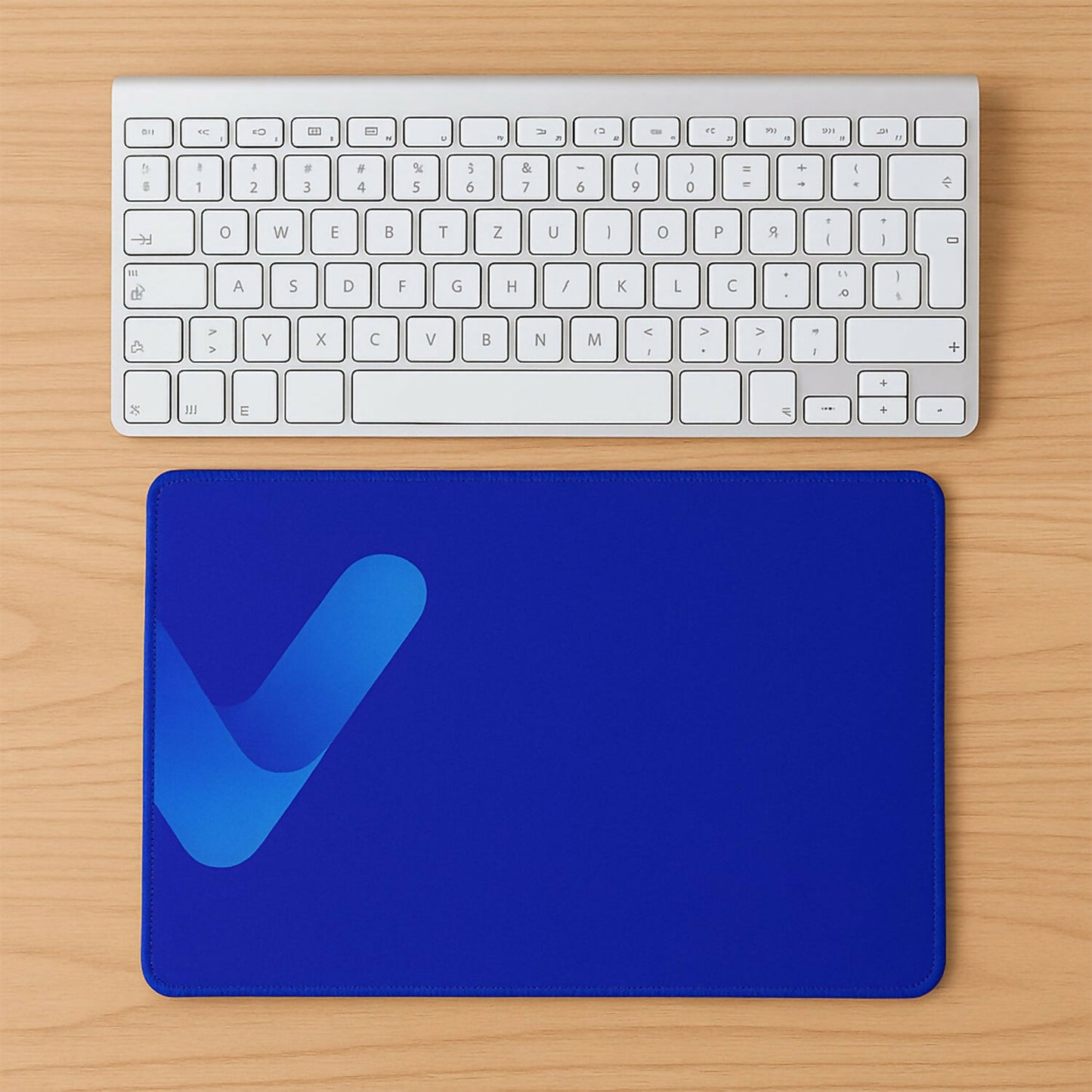 07_14089_premium_large_desk_mat_49x30cm